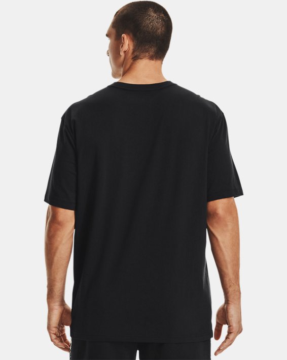 Herren UA Baseline Essential T-Shirt, Black, pdpMainDesktop image number 1